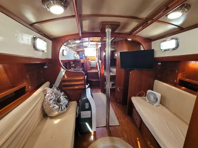 Slide: The Image of Tayana 37 1984 - 5784151