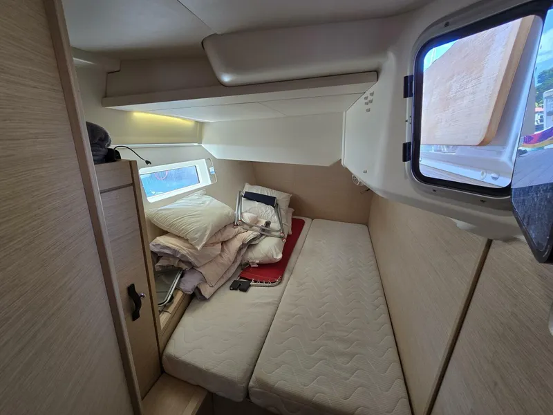 Slide: The Image of Jeanneau Yachts 51 2018 - 5817047