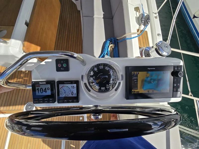 Slide: The Image of Jeanneau Yachts 51 2018 - 5817044