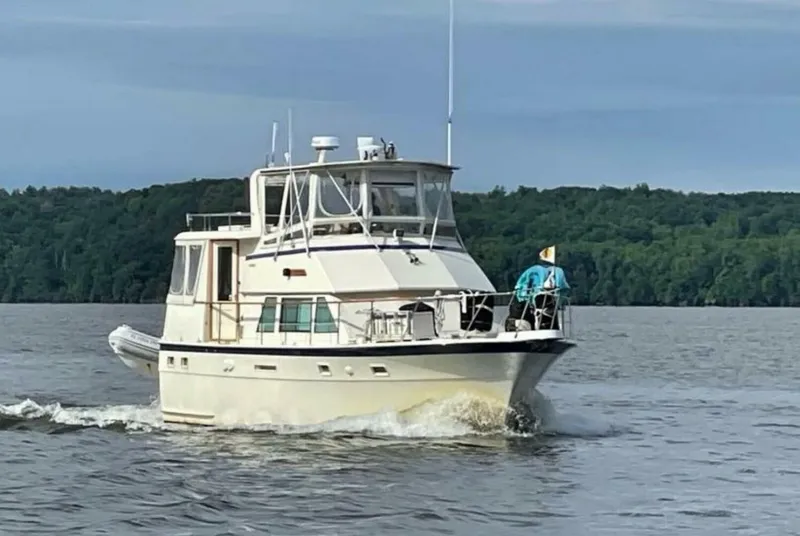 Slide: The Image of Hatteras 43 Motor Yacht 1985 - 5784567