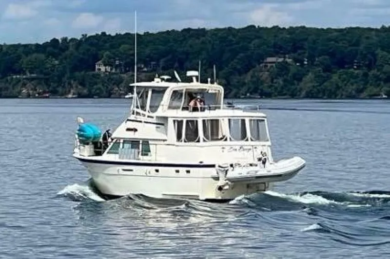 Slide: The Image of Hatteras 43 Motor Yacht 1985 - 5784570