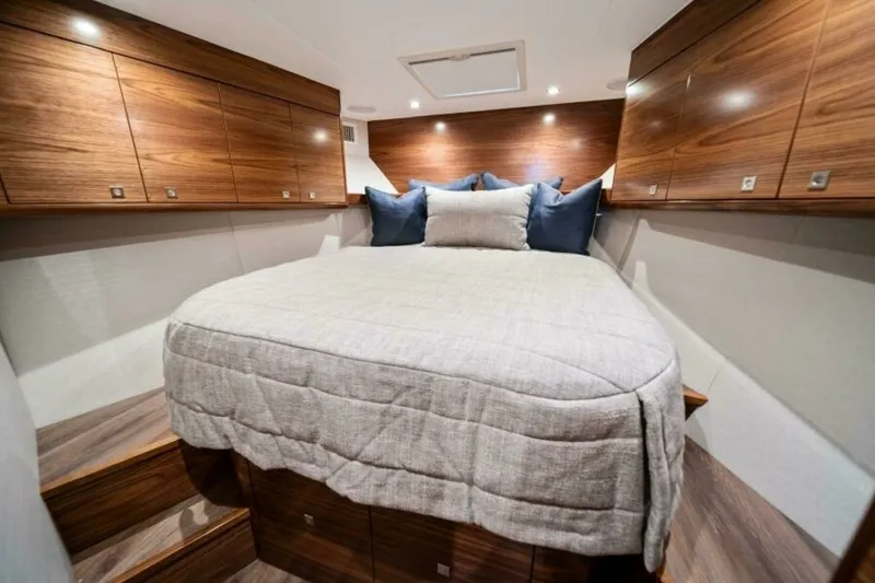 Slide: The Image of 2026 Viking 46 Billfish Master Stateroom - 6208652