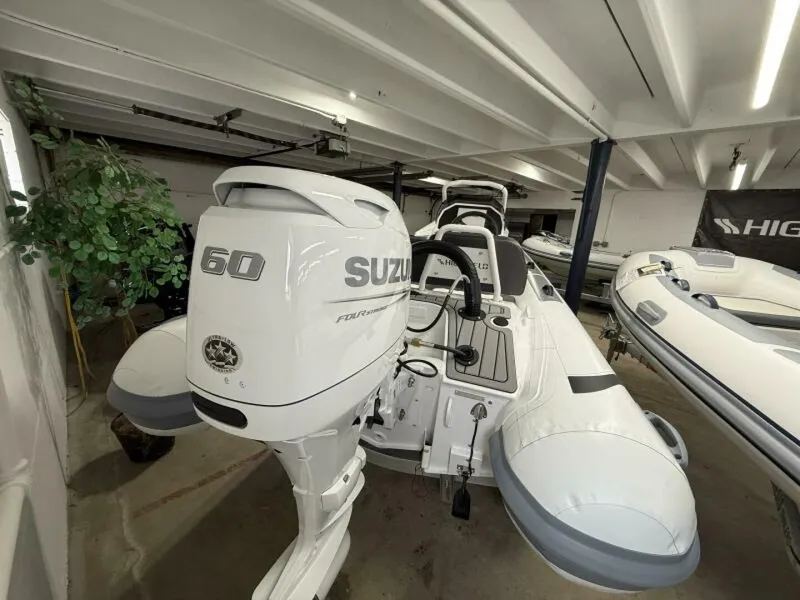 Slide: The Image of Highfield Sport 390 2026 - 5784843