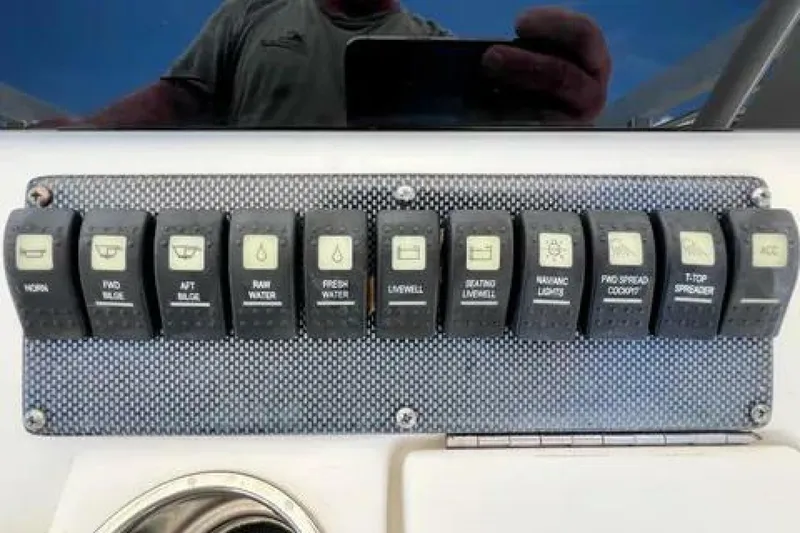 Slide: The Image of Regulator Marine 34SS 2012 - 5805783