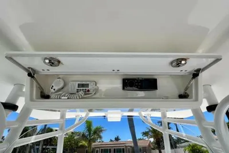 Slide: The Image of Regulator Marine 34SS 2012 - 5805791