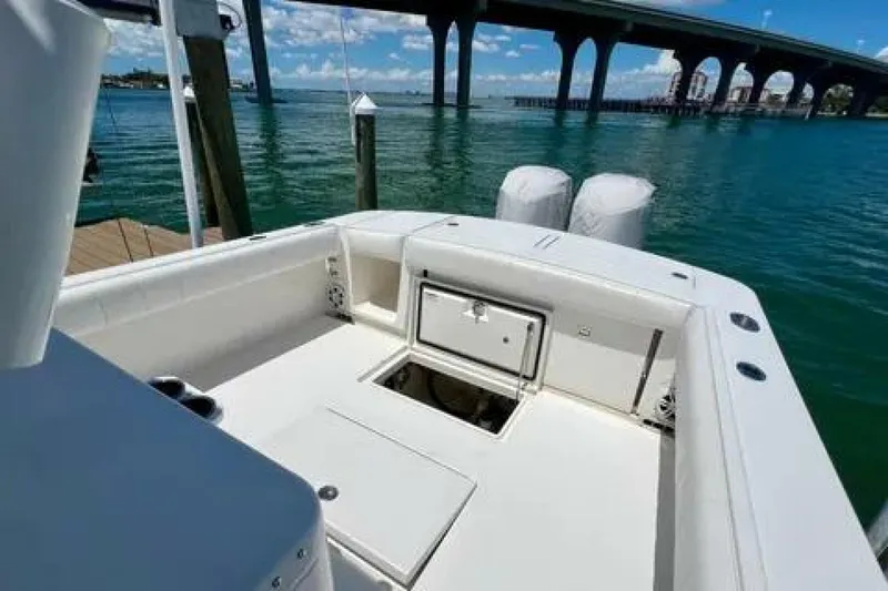 Slide: The Image of Regulator Marine 34SS 2012 - 5805802