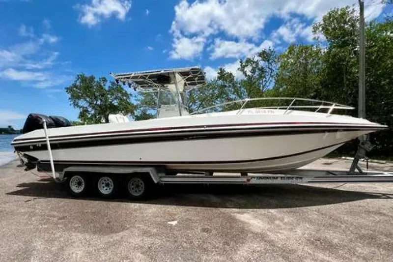 Slide: The Image of Fountain 31 Center Console 1994 - 5805563