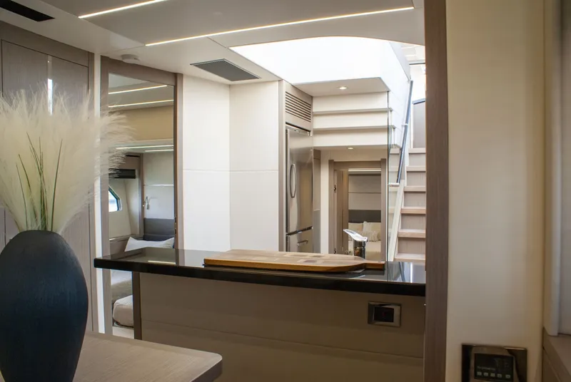 Slide: The Image of Sunseeker 74 Sport Yacht 2020 - 7660317