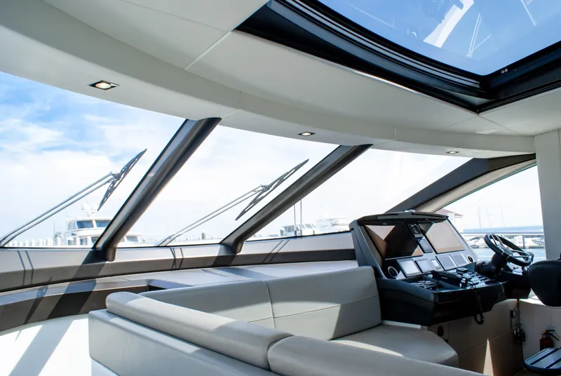 Slide: The Image of Sunseeker 74 Sport Yacht 2020 - 7660292