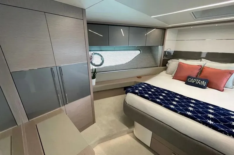 Slide: The Image of Sunseeker 74 Sport Yacht 2020 - 5785013