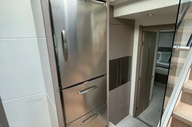 Slide: The Image of Sunseeker 74 Sport Yacht 2020 - 5785033