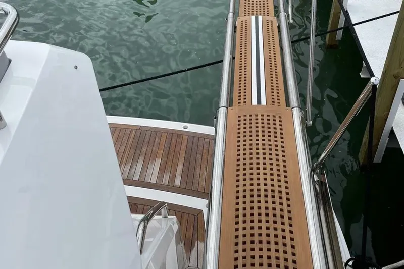 Slide: The Image of Sunseeker 74 Sport Yacht 2020 - 5785034