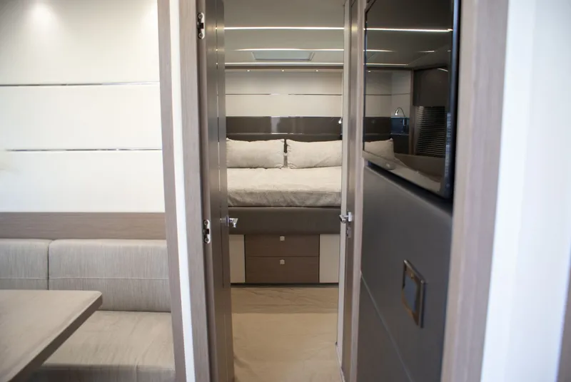 Slide: The Image of Sunseeker 74 Sport Yacht 2020 - 7660318