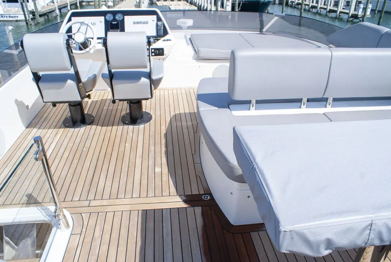 Slide: The Image of Sunseeker 74 Sport Yacht 2020 - 7660327