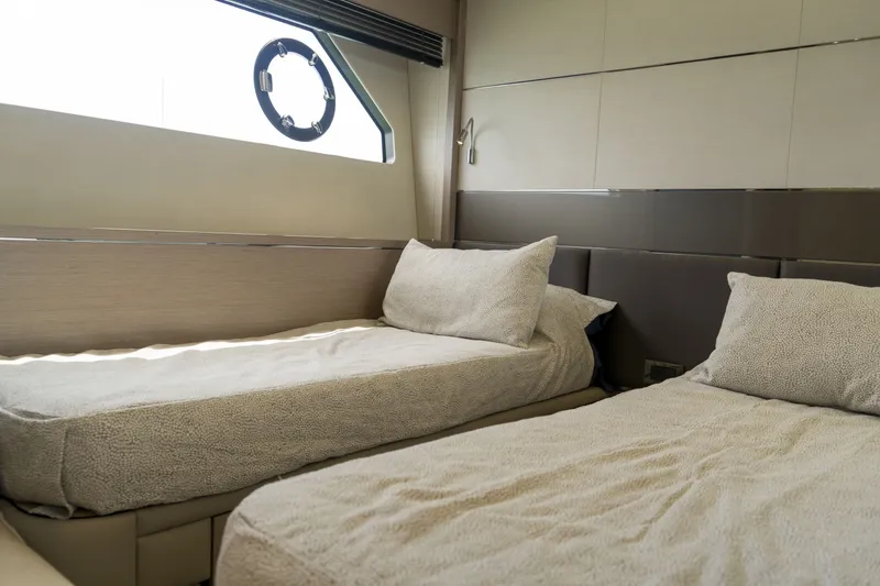 Slide: The Image of Sunseeker 74 Sport Yacht 2020 - 7660354