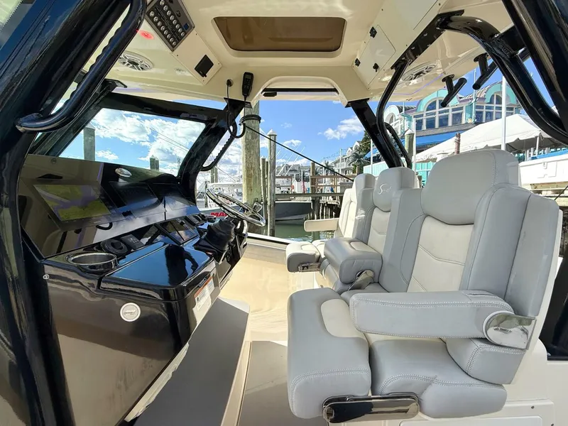 Slide: The Image of Scout 355 LXF 2020 - 5802147