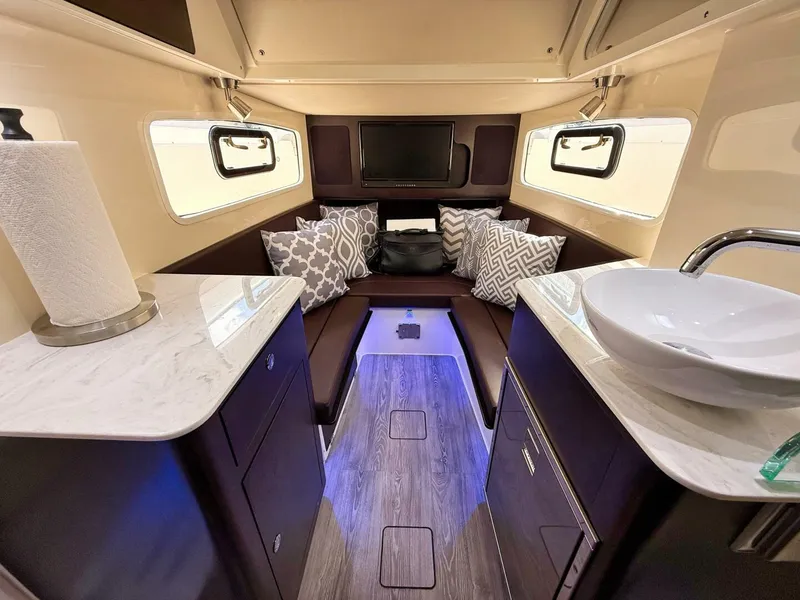 Slide: The Image of Scout 355 LXF 2020 - 5802105