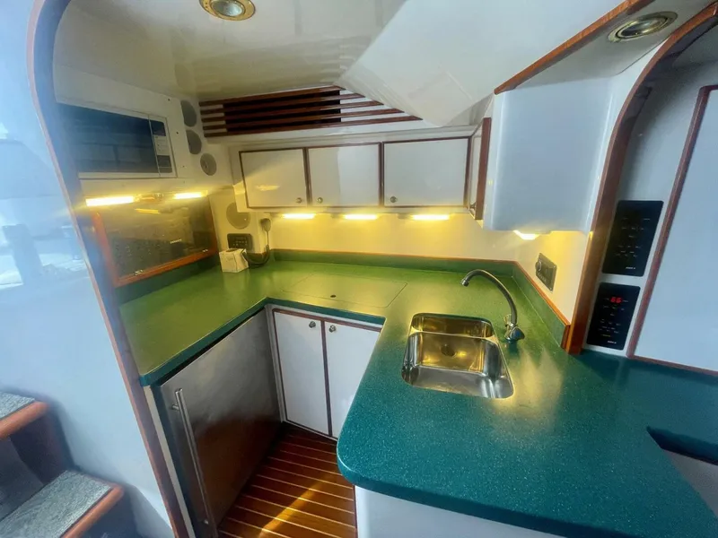 Slide: The Image of Custom Carolina 40 DeSanti 2005 - 5785819