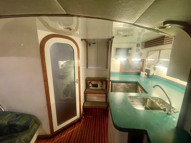 Slide: The Image of Custom Carolina 40 DeSanti 2005 - 5785835