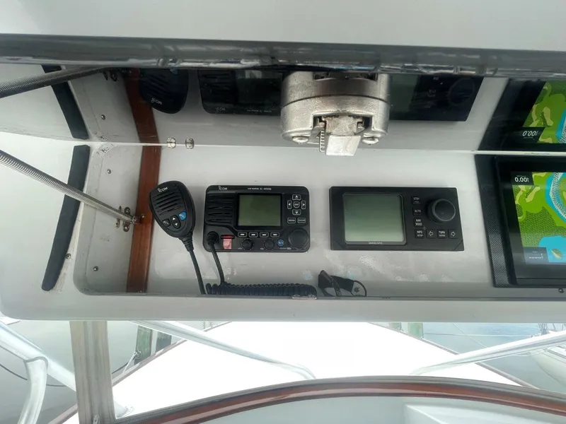 Slide: The Image of Custom Carolina 40 DeSanti 2005 - 5785845