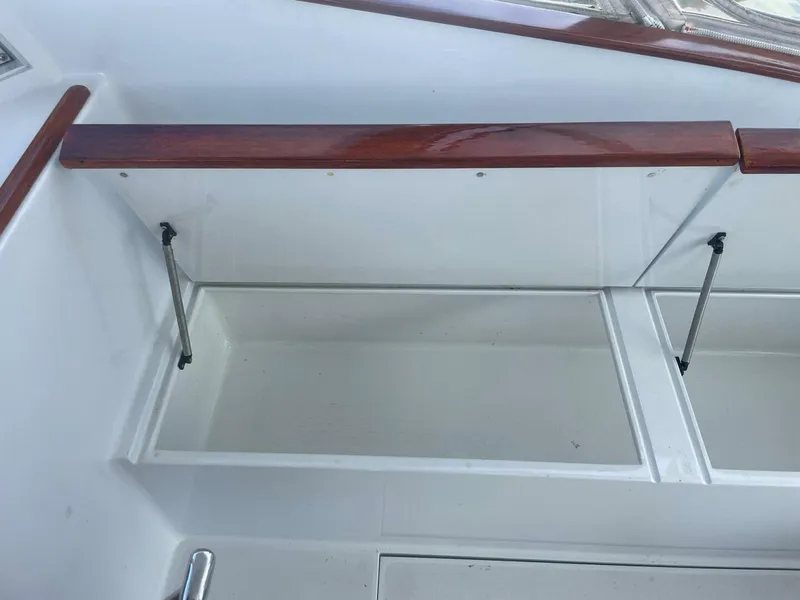 Slide: The Image of Custom Carolina 40 DeSanti 2005 - 5785851