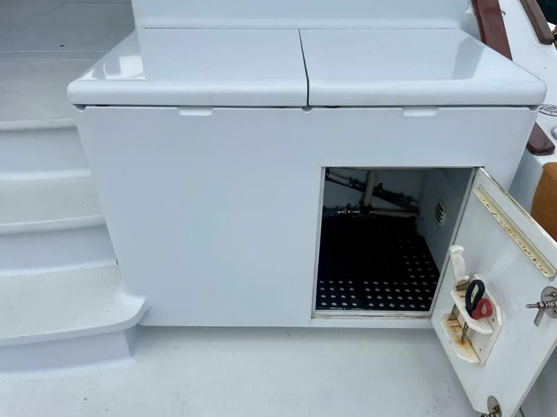 Slide: The Image of Custom Carolina 40 DeSanti 2005 - 5785859