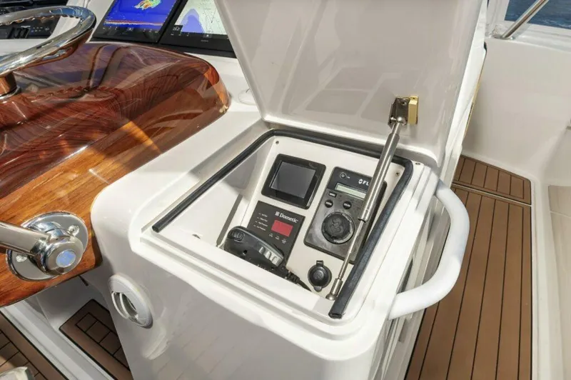 Slide: The Image of 39a995ce 44d0 485a Babf 60cb781e2de1 - 5785931