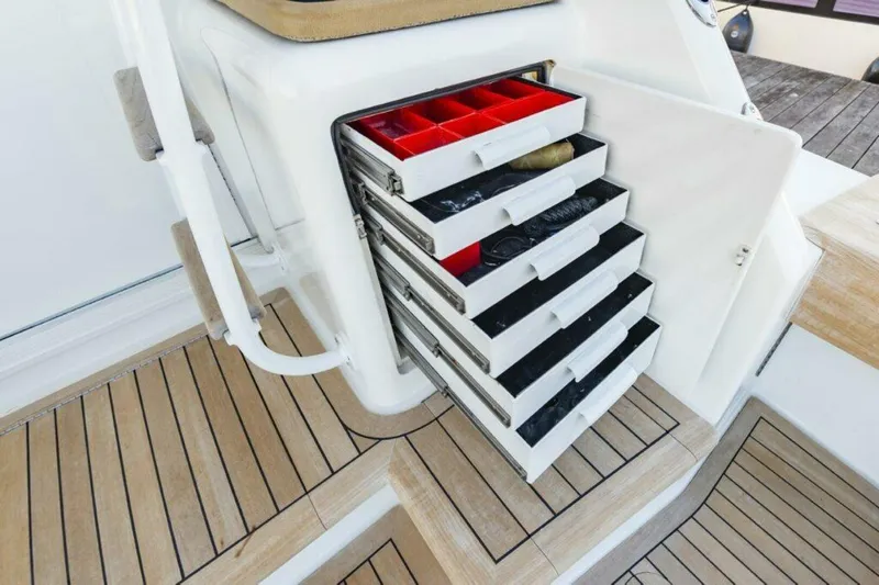 Slide: The Image of 8edce5e0 B940 4f65 9ddc F5721d228124 - 5785947