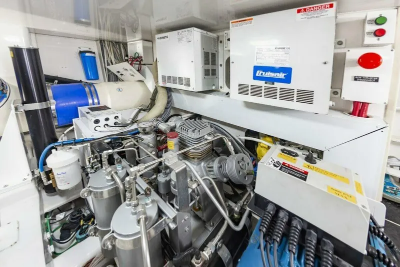 Slide: The Image of D4576fa4 1017 4a33 9238 E5c32fdb82bf - 5785957