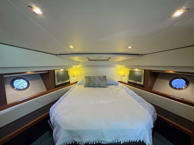 Slide: The Image of Tiara 44 Coupe 2017 - 5786178