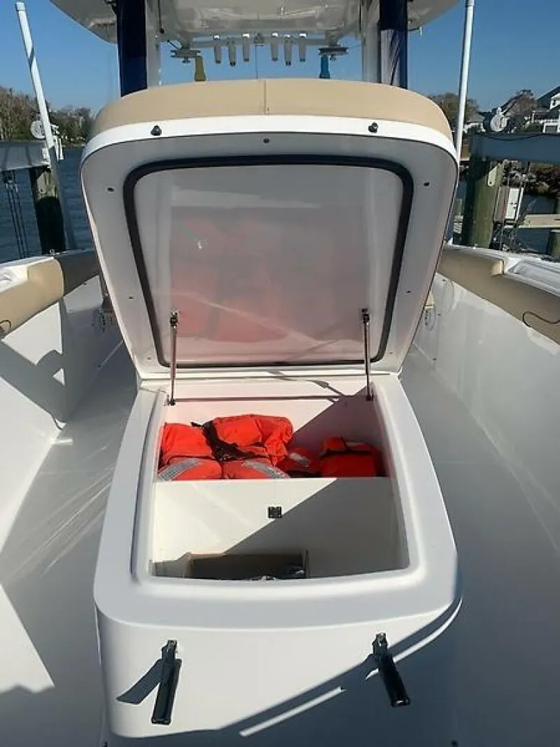 Slide: The Image of 0005456087 - 5858978