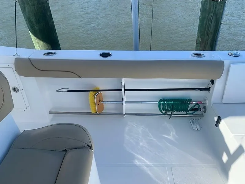 Slide: The Image of 0005456106 - 5858999