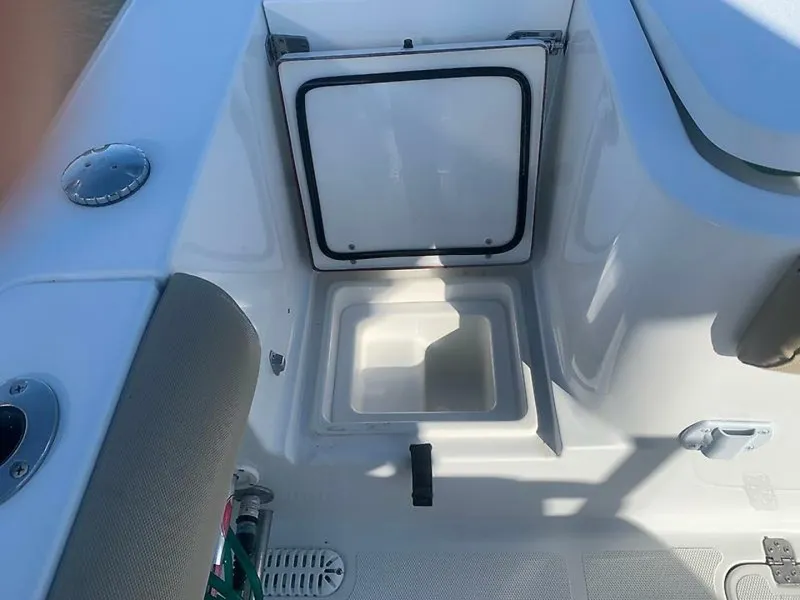 Slide: The Image of 0005456125 - 5859000