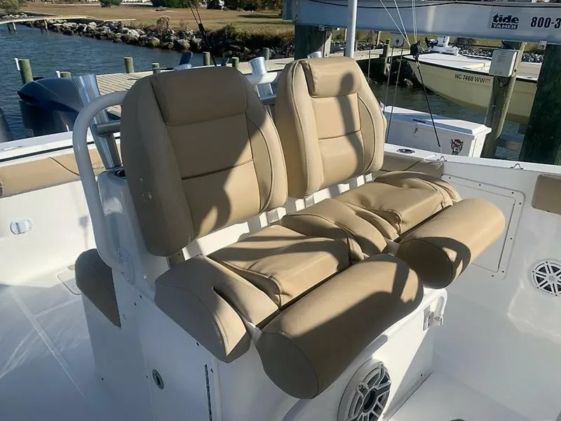 Slide: The Image of 0005455939 - 5858950