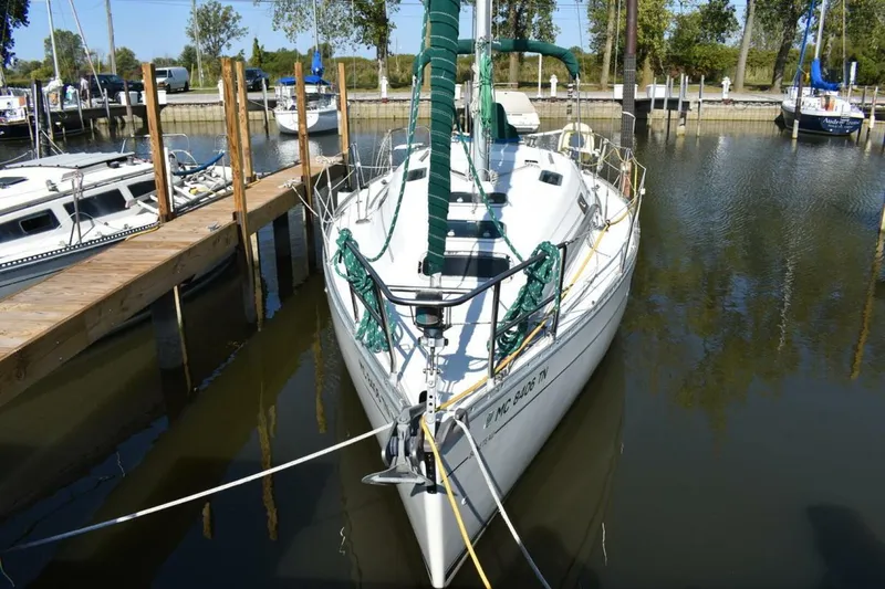 Slide: The Image of Beneteau Oceanis 321 1996 - 5786542