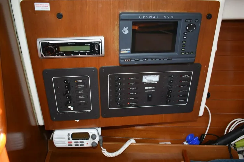 Slide: The Image of Beneteau Oceanis 321 1996 - 5786584