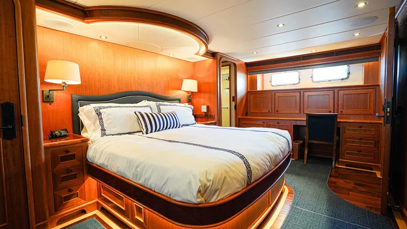 Slide: The Image of Outer Reef 860 Deluxbridge Motoryacht 2017 - 5786626