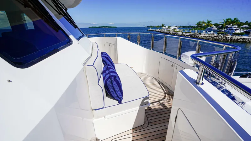 Slide: The Image of Outer Reef 860 Deluxbridge Motoryacht 2017 - 5786678