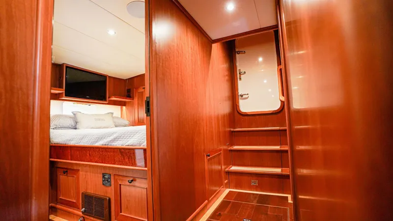 Slide: The Image of Outer Reef 860 Deluxbridge Motoryacht 2017 - 5786694