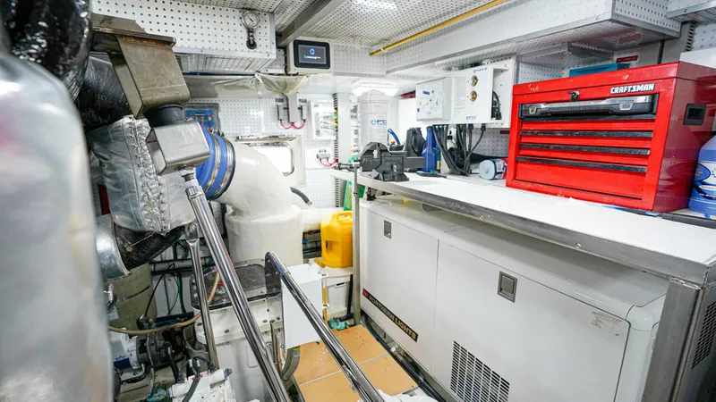 Slide: The Image of Outer Reef 860 Deluxbridge Motoryacht 2017 - 5786714