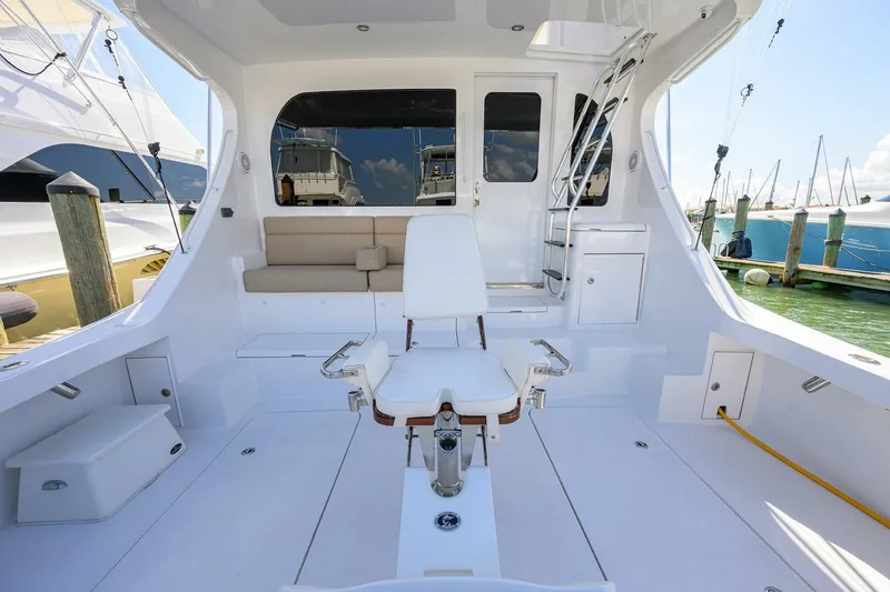 Slide: The Image of Hatteras 54 SEA NYLE - Cockpit - Fighting Chair 2017 Hatteras 54 SEA NYLE - 5786922