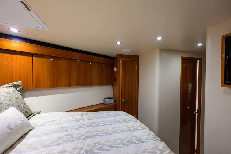 Slide: The Image of Hatteras 54 SEA NYLE - Bow Stateroom 2017 Hatteras 54 SEA NYLE - 5786956