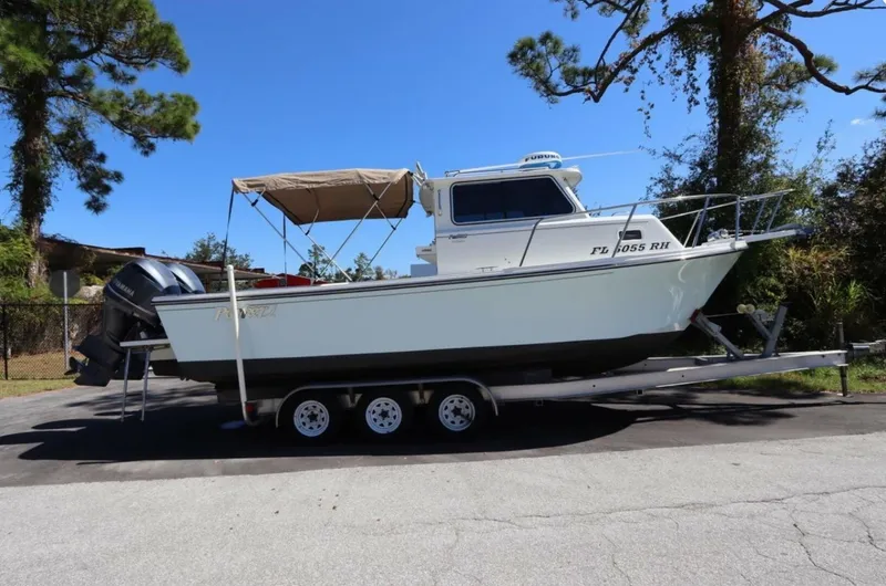 Slide: The Image of Parker 2520 XLD Sport Cabin 2017 - 5786594