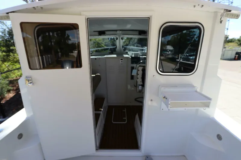 Slide: The Image of Parker 2520 XLD Sport Cabin 2017 - 5786677