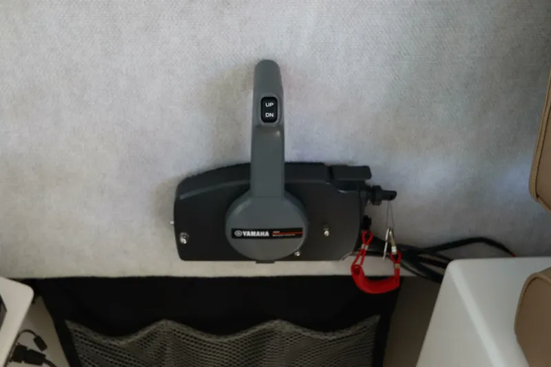 Slide: The Image of Parker 2520 XLD Sport Cabin 2017 - 5786691
