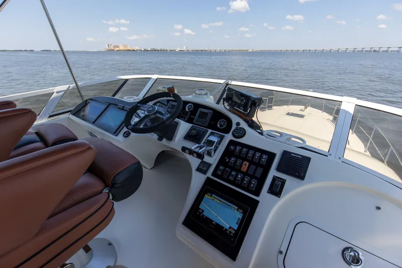 Slide: The Image of 2000 40 Sea Ray 400 Sedan Bridge Silver Lining Bridge (1) - 5882264