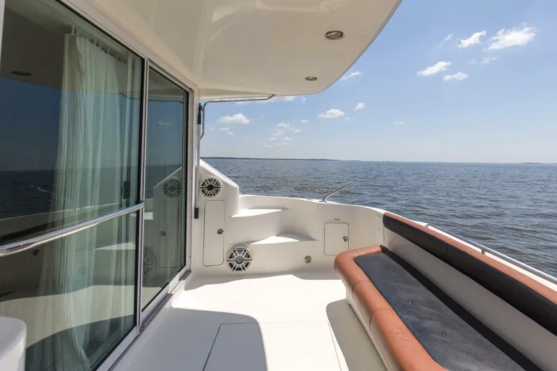 Slide: The Image of 2000 40 Sea Ray 400 Sedan Bridge Silver Lining Mezzanine (4) - 5882272