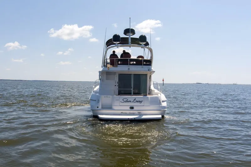 Slide: The Image of 2000 40 Sea Ray 400 Sedan Bridge Silver Lining Exterior (7) - 5882337