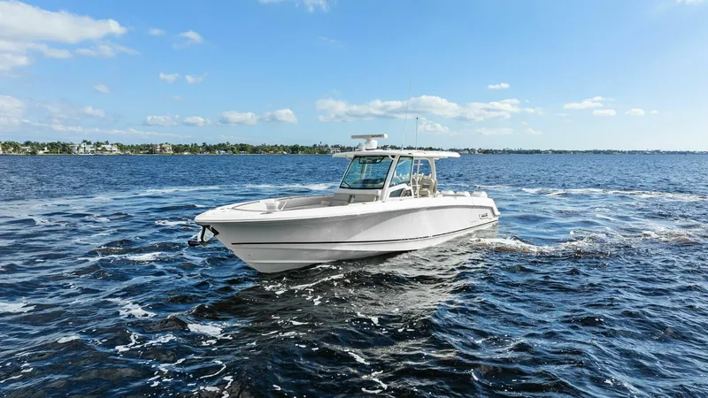 Slide: The Image of 2019 Boston Whaler 380 Outrage 'Lima Kilo' - Profile Bow 3/4 Port - 5788012