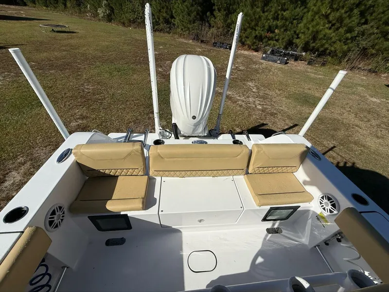 Slide: The Image of Sportsman Heritage 231 Center Console 2024 - 5787227